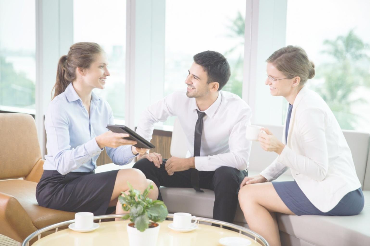 Equipo de xalverintoq trabajando en soluciones financieras innovadoras